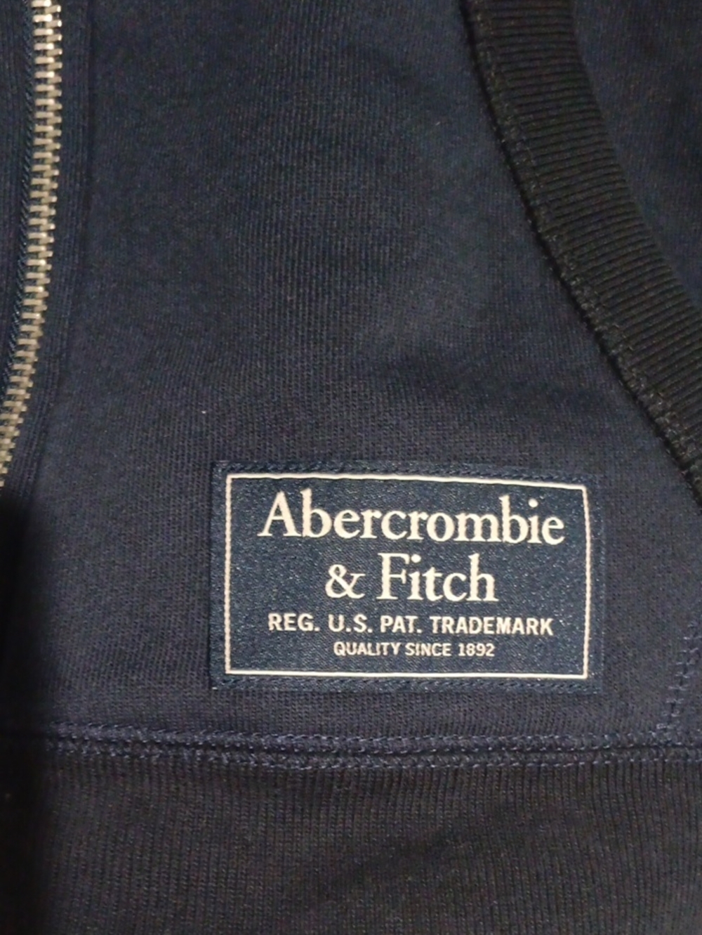 Abercrombie & Fitch Men's Navy Sherpa-Lined Zip Hoodie - Picture 3 of 8